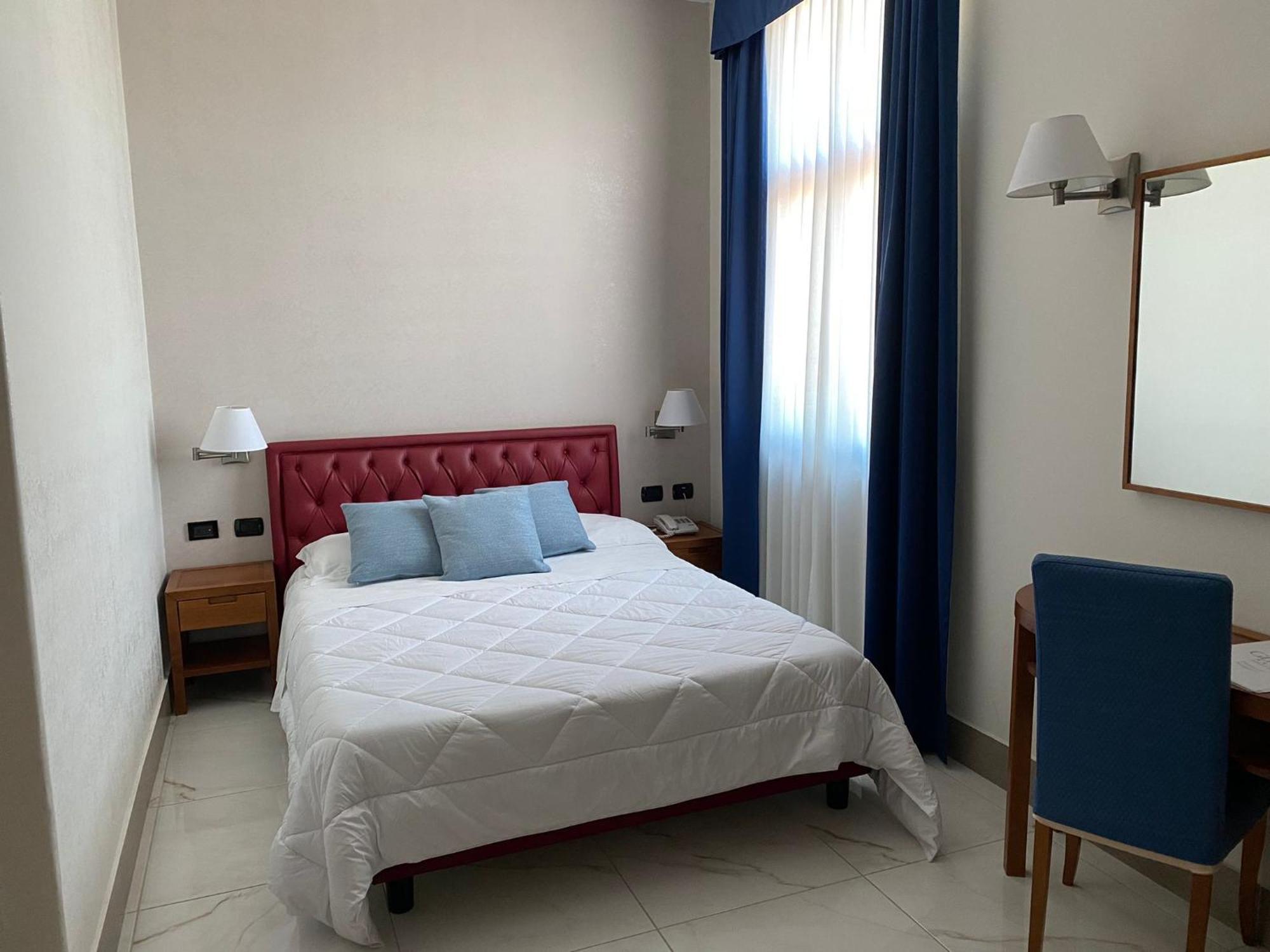 Gli Dei Hotel Pozzuoli Exterior photo